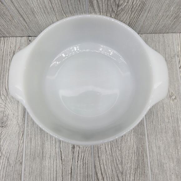 Vintage Pyrex Casserole Dish Spring Blossom Green Daisy 8.5" USA Ovenproof - Picture 3 of 7